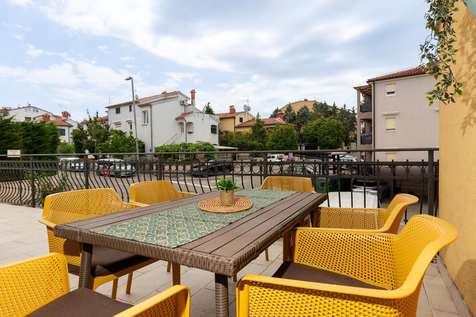 Apartment Mare Poreč Exterior foto